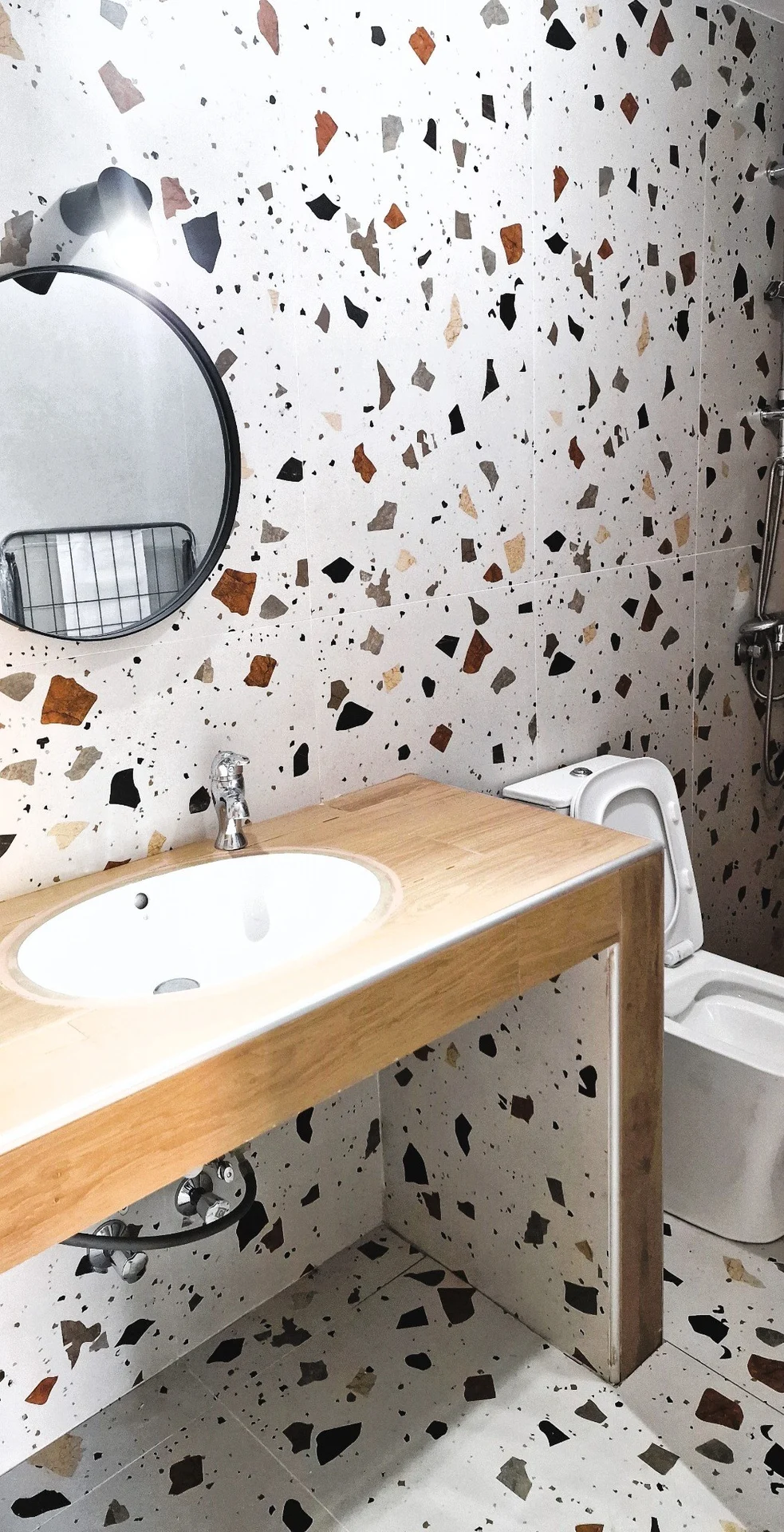 Bathroom washbasin